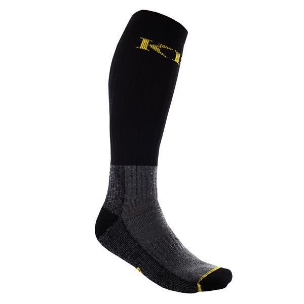 Mammoth Sokk er den varmeste og tykkeste tekniske sokken fra Klim. Laget for å forbedre ytelsen til GORE-TEX®  støvlene ved å fukttransportere fuktighet bort fra huden slik at foten holder seg varm og tørr selv på de kaldeste dagene.